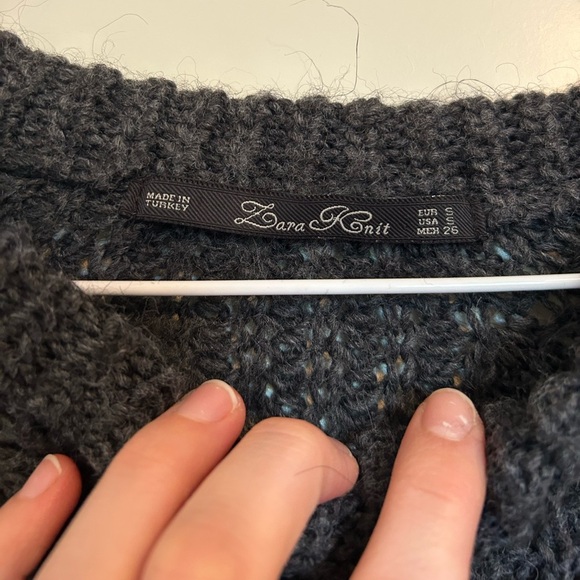 Lara Knit long sleeve oversized Sweater in Charcoal Gray - Picture 3 of 3